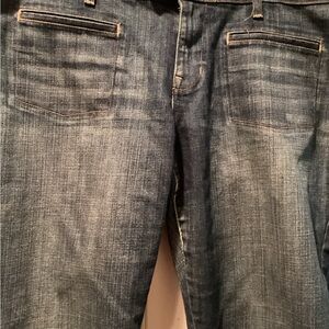 Diva Women’s Faded Blue Capris